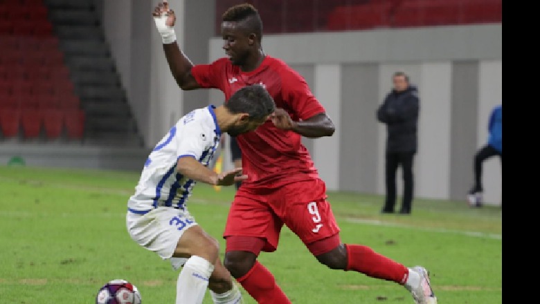 Futbollisti nigerian rreh të dashurën shqiptare