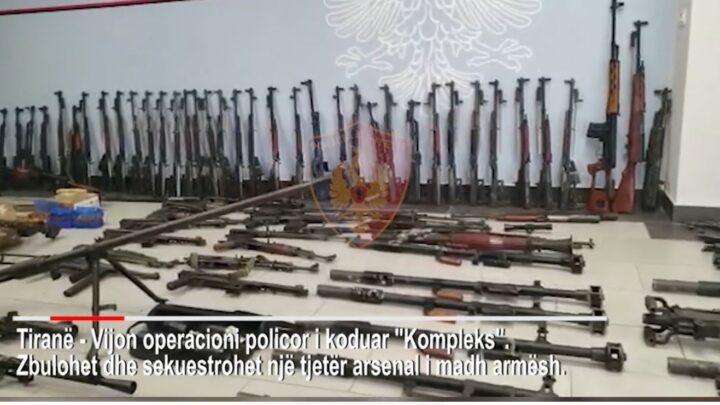 “Zoti i Luftës”  në Tiranë, biznesmeni dhe doktori shisnin armë