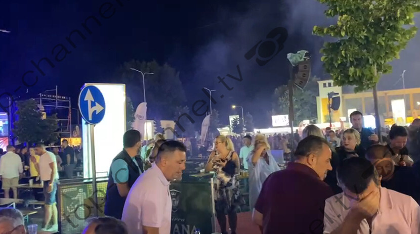 Një i ri “qeras” me gaz lotsjellës koncertin e Bregoviç, të ftuarit fërkojnë sytë