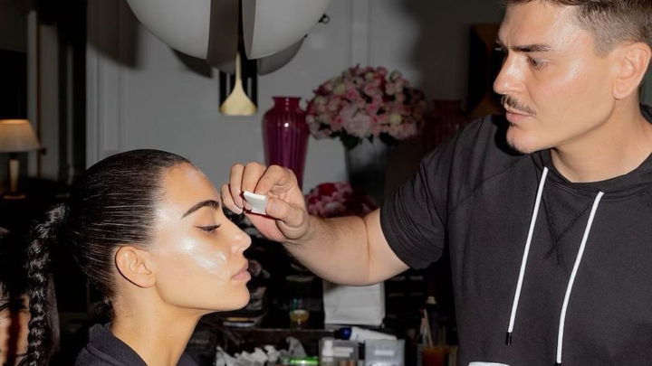 Artisti shqiptar i ‘make up’ trajtoi Kim Kardashian për shfaqjen në Met Gala 2021