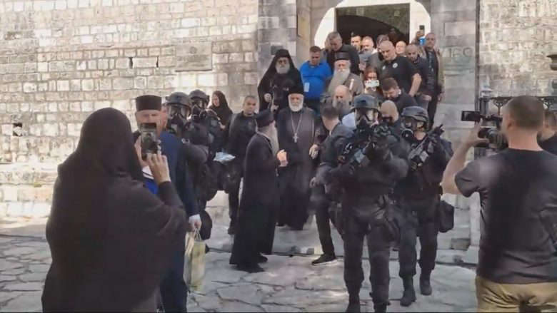 “Kur ushtria të kthehet në Kosovë”, del videoja e Mitropolitit serb në Cetinjë