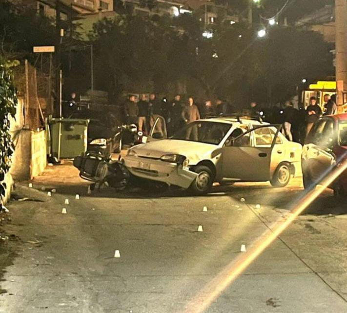 Përplasje e përgjakshme mes policisë dhe një grupi në Greqi, 1 i vdekur dhe 7 të plagosur, mes tyre 6 efektivë