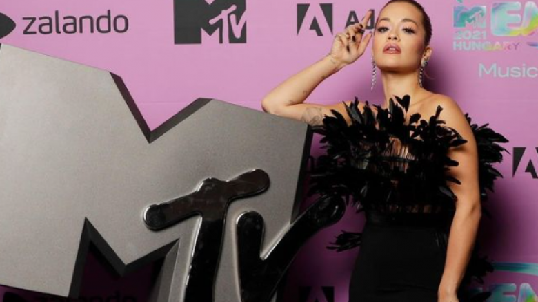 Imazhe mahnitëse të Rita Orës në Budapest ku prezanton MTV EMAs 2021
