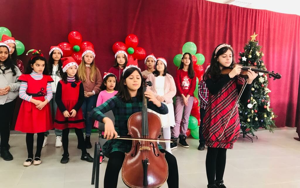 Koncert festiv për fëmijët në nevojë, ‘Binjaket e Harqeve’ performojnë për moshatarët e tyre