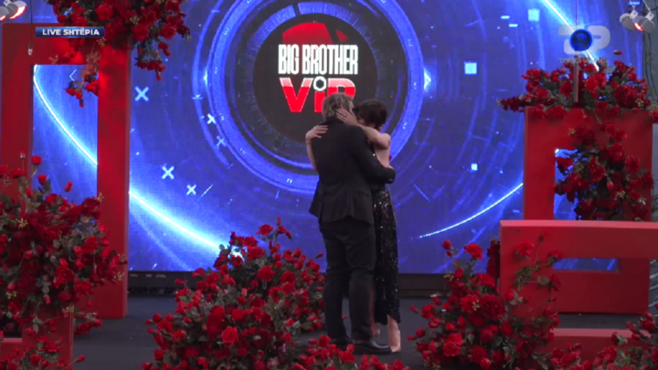 Pas Big Brother VIP, bashkëshortja italiane e Ilirit pranon të jetojnë në Shqipëri
