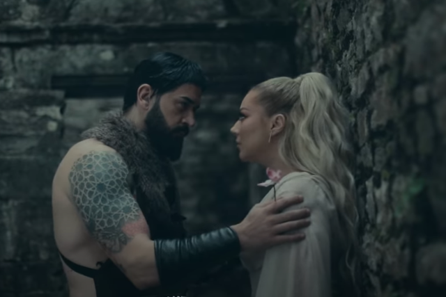 Del “Sekreti” i Ronela Hajatit, videoklipi i Shqipërisë në Eurovision ka edhe pjesë anglisht