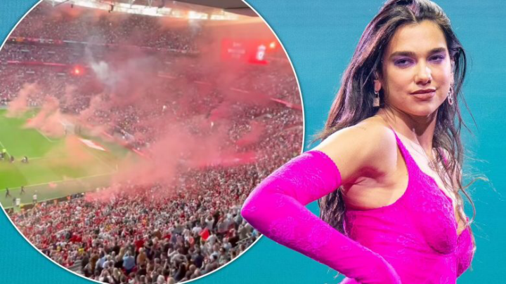 (VIDEO) Tifozët e Liverpoolit festojnë kupën me hitin e Dua Lipës “One Kiss”