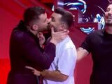 Romeo Veshaj puthet në buzë me Olsi Bylykun gjatë emisionit
