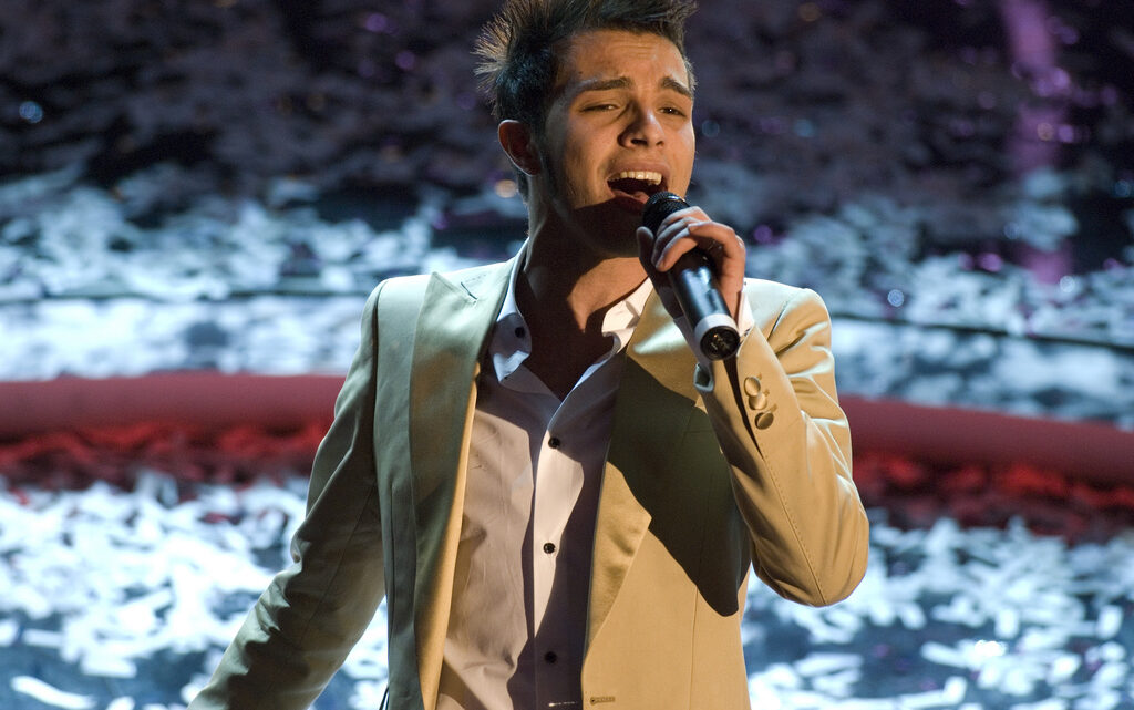 Marco Carta, fituesi i Sanremo-s do të konkurrojë në Kënga Magjike 2022