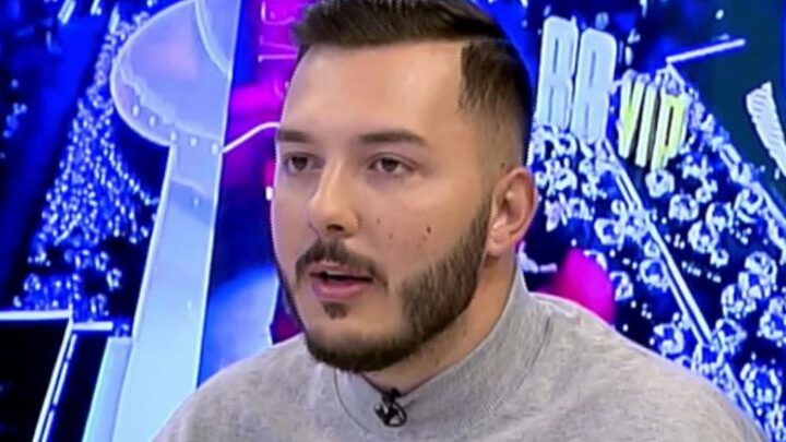 “Blerja e klikimeve”/ Ardit Çuni: Ja pse po i sulmon “Acromax” këngëtarët shqiptarë 