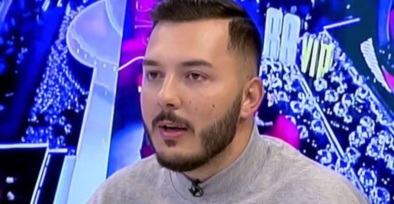 “Blerja e klikimeve”/ Ardit Çuni: Ja pse po i sulmon “Acromax” këngëtarët shqiptarë 