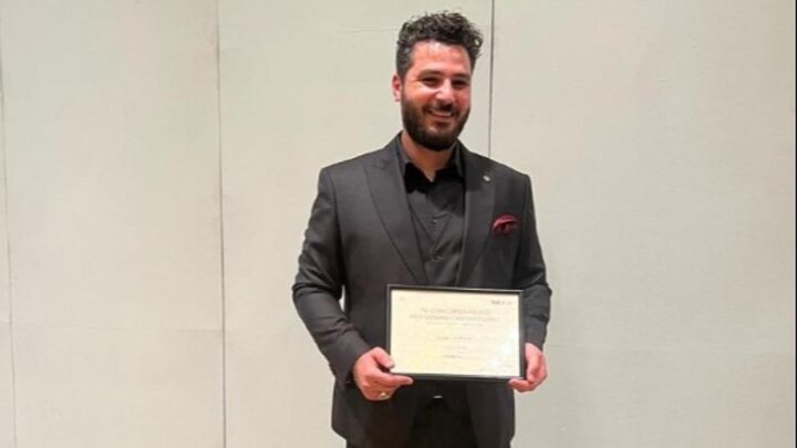 Xhieldo Hyseni fiton konkursin ndërkombëtar ‘AsLiCo’ për këngëtarët e rinj 