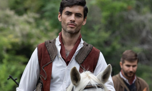 Nik Xhelilaj do të luajë në serialin turk “Amanet”, i preferuari i shqiptarëve
