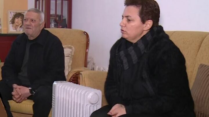 Prindërit e 16-vjeçares në Gjirokastër: Alarm bullizmi, na tha si do duroj 6 orë në klasë?!