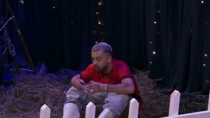 Gjesti i rënduar psikologjikisht, shkon në dhomën e rrëfimit/ Gerta: Ja ku e ke derën, dil…