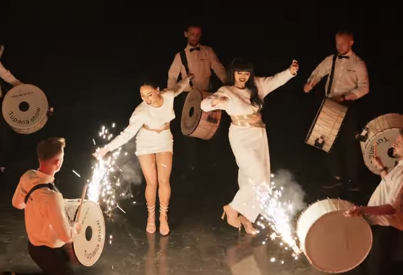 Del videoklipi i Fifit dhe Eglit (VIDEO)