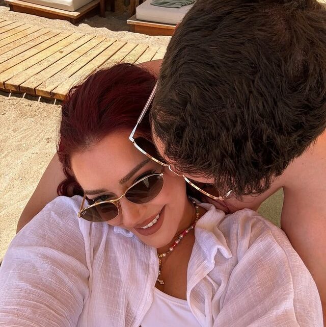 “Jeta dhe çfarëdo e bukur që sjell rruga”, Ronela Hajati me partner të ri