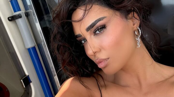 “Hajde betohu në sytë e mi”, Xhensila komunikon përmes fotove…