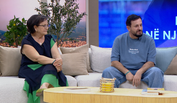 “U abuzova për 7 vite nga i forti i lagjes”, gazetari Tozaj rrëfen në prani të nënës së tij