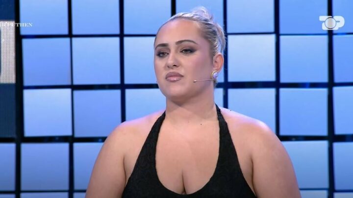 Plas keq në “Përputhen”, Krisi dhe Arlindi ofendojnë Katerinën: P*tana amnezia