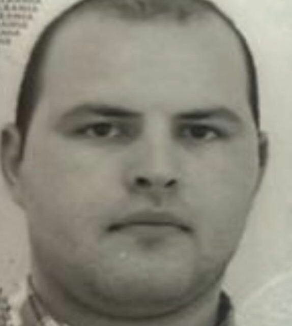 Ky është autori që vrau gjyqtarin Astrit Kalaja, armën ia dorëzoi rojes dhe doli jashtë