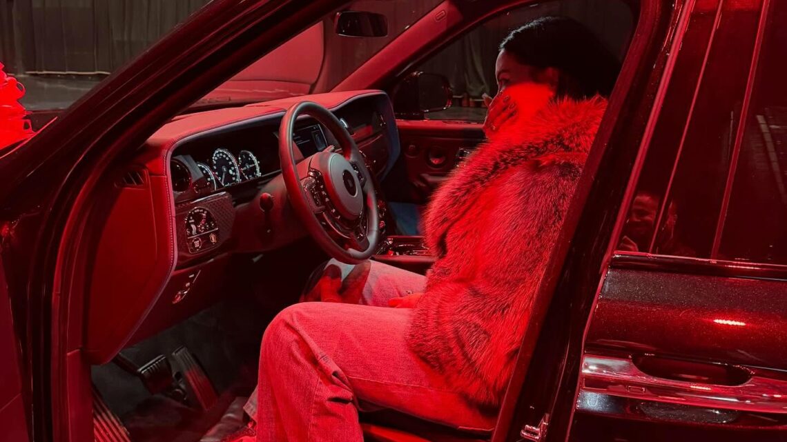 Dhurata 500 mijë euroshe që Dafina Zeqiri mori nga bashkëshorti