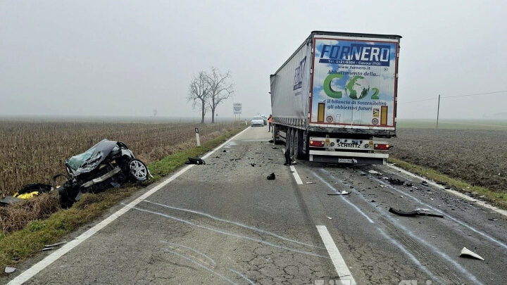 Përplasje fatale në Itali, shuhet jeta e një 20-vjeçari shqiptar