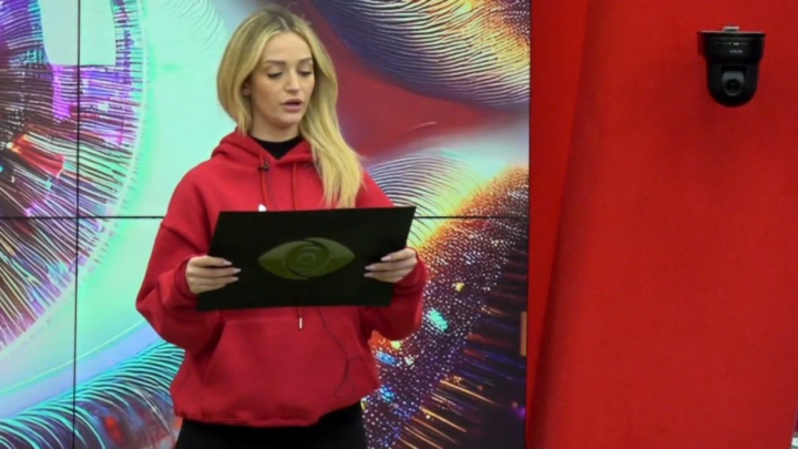 Zarf i zi/ Kristi Lamaj largohet nga shtëpia e Big Brother VIP