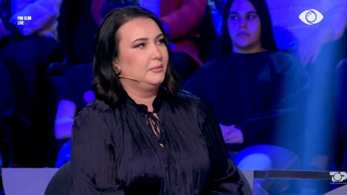 “Njihem me tezen e Selin, por s’dua të…”/ Bashkëshortja e Rogertit: Nuk jap shpjegim për lojën