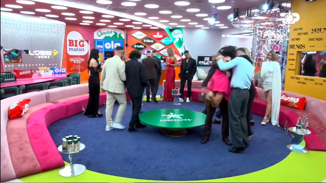 Pështyrje në fytyrë dhe prekje/ Nominimi: Marko lë shtëpinë, shpëton Greta