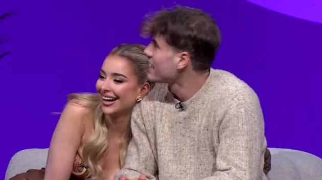 Klodi i bën surprizë live në emision, Elijona sqaron raportin e tyre pas Big Brother