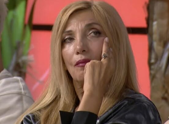 “Po ulet Moza para finales”, familja reagon e indinjuar ndaj produksionit të Ferma VIP