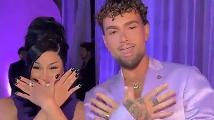 Cardi B me shqiponjë: “I dua shqiptarët, ata me të cilët u rrita, ishin gangsterë të vërtetë”